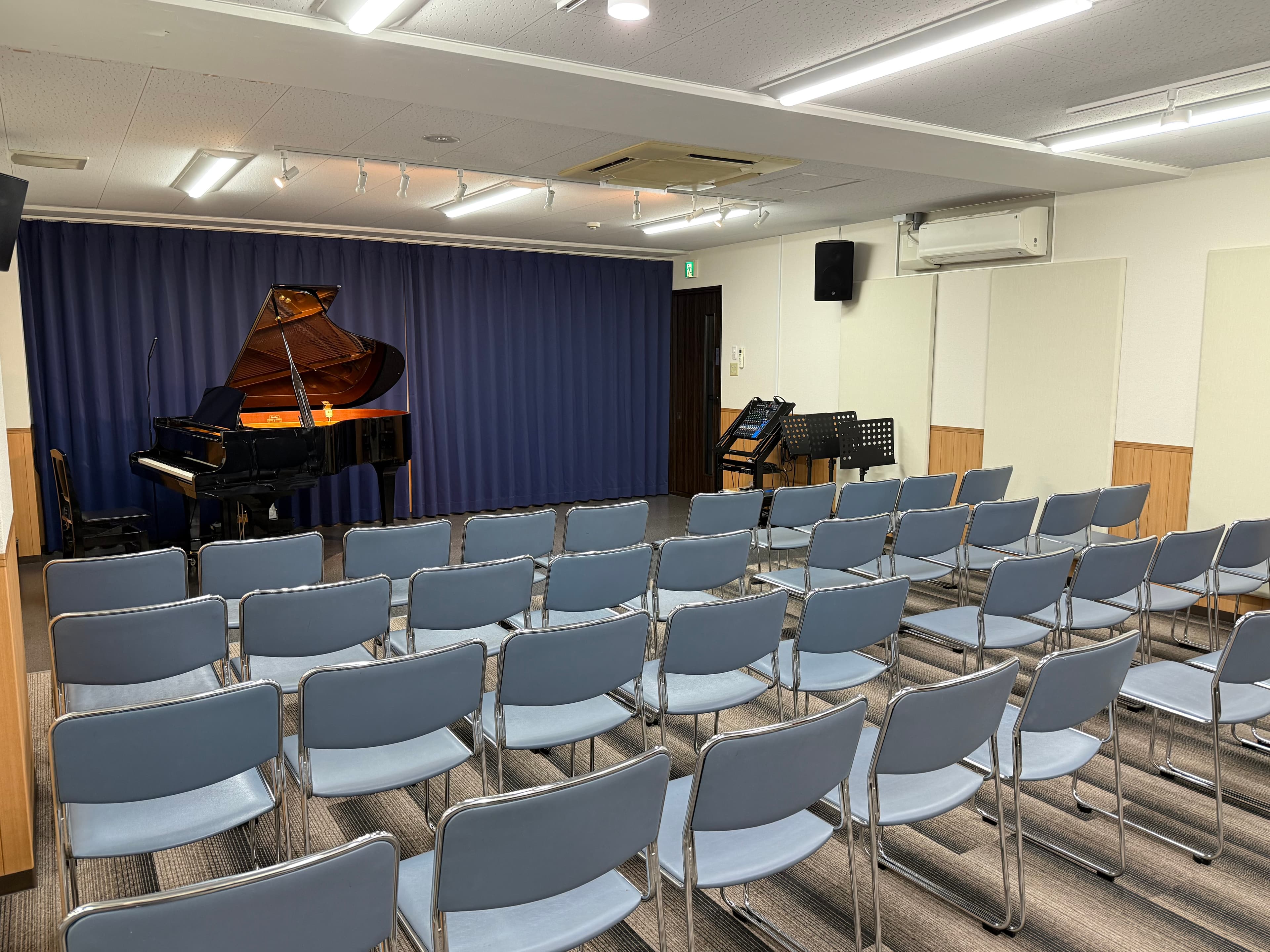 REFLEXION HALL HALL スタジオ内観 1
